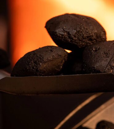 Free-Delivery-of-Firewood-&-Coal-in-Sunbury-on-Thames